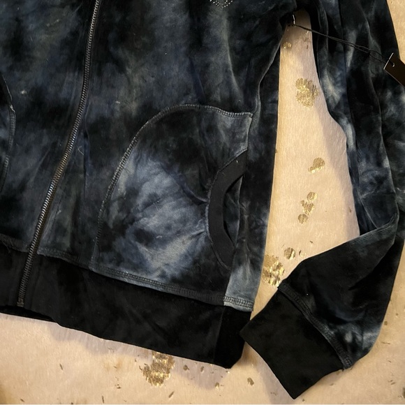 NWT BCBG S Y2K Velour Zip Up Rhinestone Graphic Fuzzy Hood Details Black/Blue - Picture 9 of 10